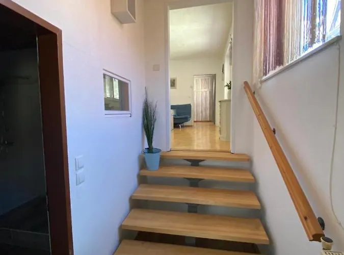 69 Semesterbostad Rossatz